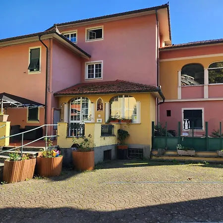 Hotel Delle Rose - Casa Per Ferie Savignone